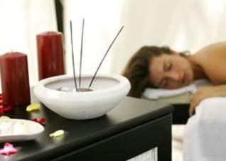 中医瘦身奇招 熏肚脐减肥法