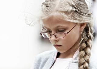 四类人群不同的白发治疗方式