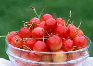 多吃哪些食物可呵护视力健康？