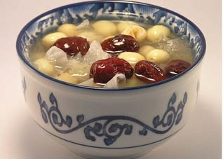 女人冬日养生要注意补血气