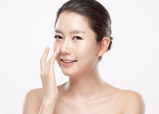 女人额头长痘的原因有哪些