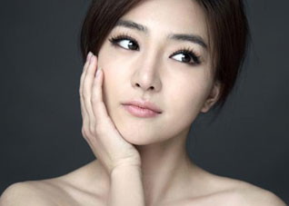 五个轻松瘦脸按摩小方法