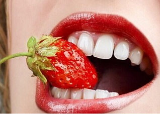 草莓真的可以美白牙齿吗
