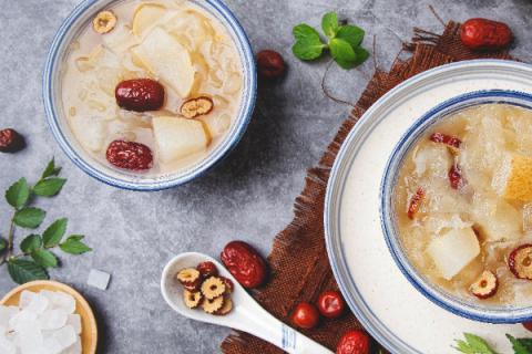 雪梨银耳汤黄皮籽的功效与作用 雪梨银耳汤的功效和作用