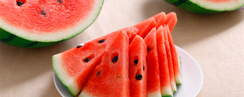 西瓜是酸性还是碱性（西瓜是酸性还是碱性土壤）