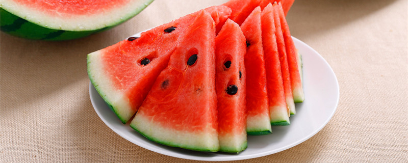 西瓜藤要不要掐尖（西瓜藤多长需要掐尖儿）