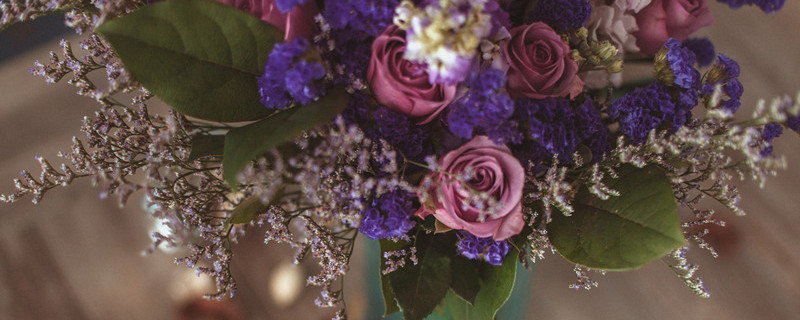 九朵玫瑰代表什么 送九十九朵玫瑰代表什么