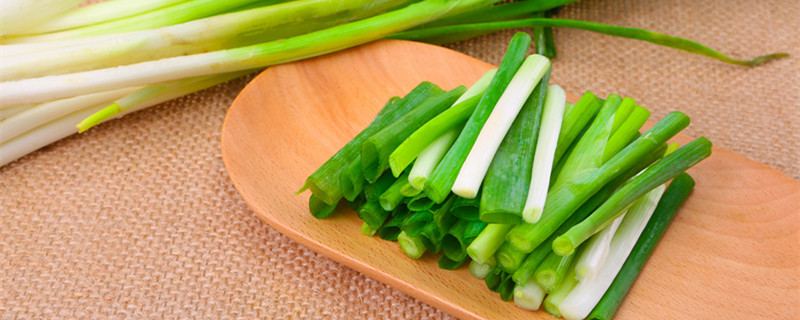 夏天的葱怎么种不会死 现在种小葱冬天会冻死吗