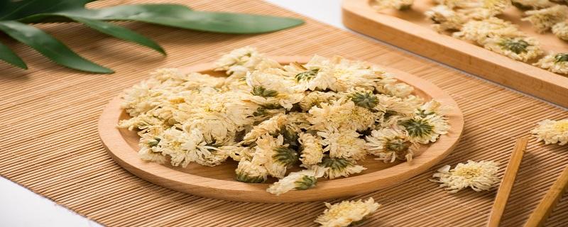 秋天喝什么茶 秋天喝什么茶去湿气