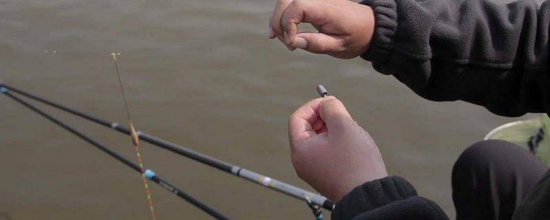 春季野钓鲫鱼调漂技巧,调漂方法是什么