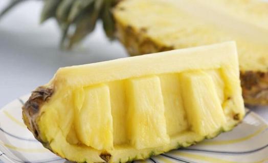 菠萝里有虫子吗 菠萝里有虫子吗图片