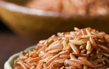 红糙米和糙米的区别 红糙米和黑糙米的区别