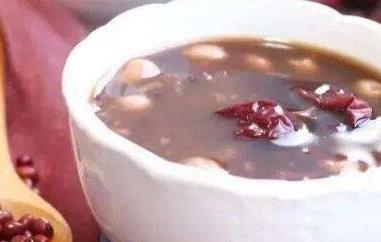 四红补血粥的材料和做法步骤（四红补血粥的配料是什么）