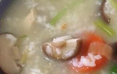 屈头鸡煲粥有什么功效 屈头鸡粥怎么煲