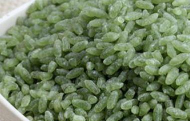 绿色大米是怎么回事（大米里面有绿色的是咋回事）