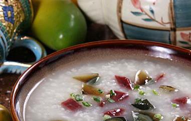 皮蛋瘦肉粥的材料和做法步骤 皮蛋瘦肉粥的配料和制作请教