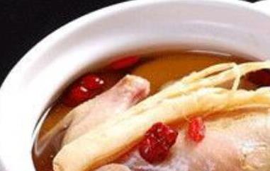 鸽子汤的功效与作用（鸽子汤的功效与作用男性）