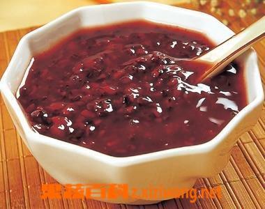 黑米薏米红豆粥做法和好处（黑米薏米红豆粥做法和好处窍门）