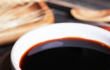 生抽和老抽的区别 生抽和老抽的区别酱油的分类