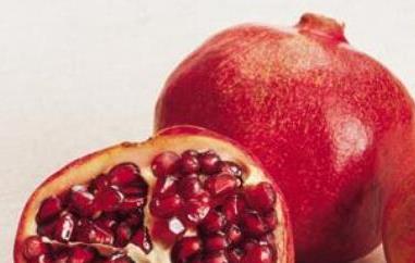 酸石榴的吃法及好处 吃酸石榴的好处与功效