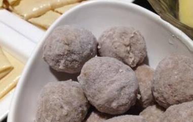 牛小肉怎么吃（牛小肉怎么吃好吃）