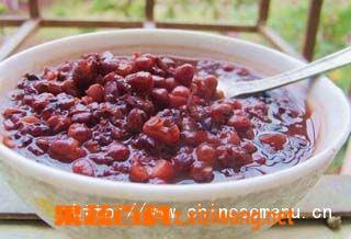 红豆粥的功效（薏米红豆粥的功效）