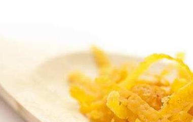 柠檬皮怎么吃 柠檬皮怎么吃可以营养不流失