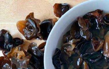 干木耳怎么泡发最好（干木耳怎么泡发最好吃）