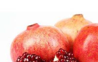 甜石榴与酸石榴的功效（甜石榴与酸石榴的功效一样吗）