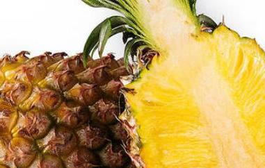 金菠萝的功效与作用及禁忌（菠萝的功效与作用及禁忌的功效与作用）