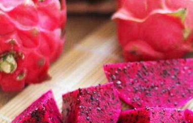 吃红心火龙果的禁忌和副作用（吃红心火龙果的坏处）