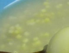 坐月子可以喝红糖小米粥吗(坐月子能喝红糖小米粥吗)