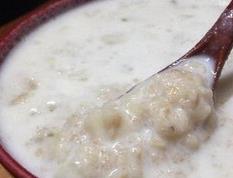 奶粉燕麦粥的材料和做法步骤教程（用奶粉做牛奶燕麦粥怎样做）