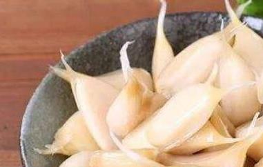 蒜子泡醋的功效和禁忌 蒜子泡醋的功效和禁忌症