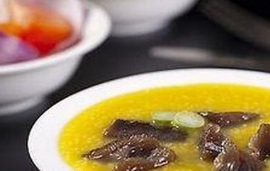 海参小米粥的材料和做法步骤（海参小米粥的配料）
