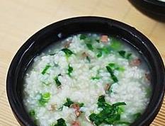 菠菜猪肝粥的材料和做法步骤 菠菜猪肝粥的材料和做法步骤窍门