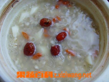小米山药红枣粥(小米山药红枣粥的功效)