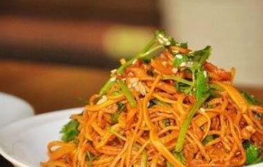 菜虫草的功效与作用（鲜虫草菜的功效与作用）