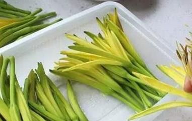 鲜黄花菜怎么做去毒(鲜黄花菜怎么做去毒最好)