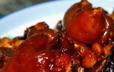 猪蹄子催乳的原理 猪蹄子催乳的原理是什么