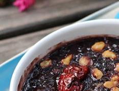 紫米核桃红枣甜粥的材料和做法步骤 核桃紫薯小米粥的做法