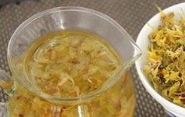 石斛花泡水喝的功效与好处 石斛花泡水喝的功效与好处是什么