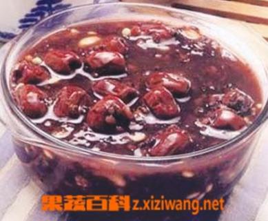 糯米黑米粥的功效有哪些 糯米黑米粥的功效与作用