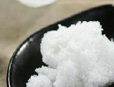 白糖的功效与作用及适宜人群（白糖的功效与作用及营养价值）