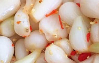 怎么腌制荞头好吃又脆（怎么腌制荞头好吃又脆放姜腌怎么才吃）