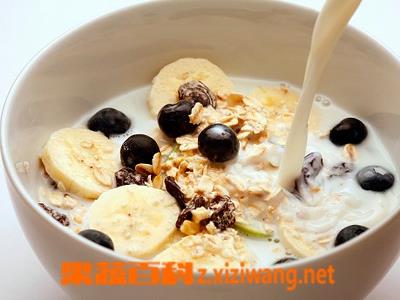 猕猴桃苡仁粥的功效 猕猴桃苡仁粥的功效和作用