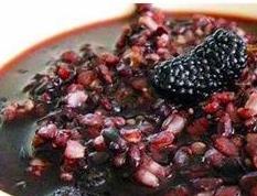 桑椹果粥的原料和做法 桑椹果粥的原料和做法窍门