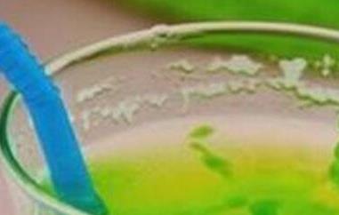 苦瓜汁的功效与作用(苦瓜汁敷脸的功效与作用)