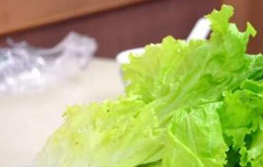 生菜有哪三大禁忌 生菜有哪三大禁忌吃生菜吃进肚子里咋办