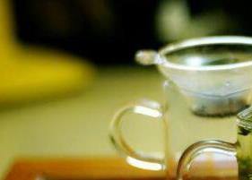 喝茶叶茶的好处和坏处 月经喝茶叶茶的好处和坏处